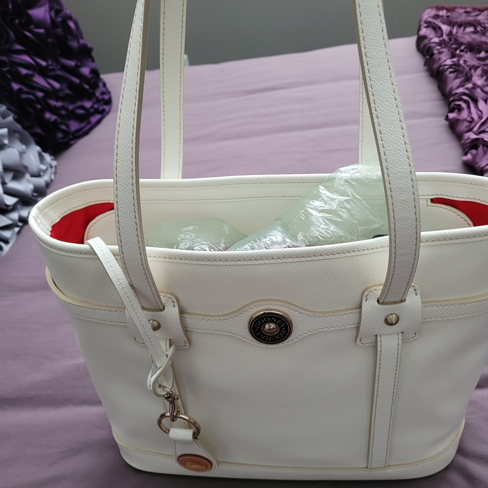 Dooney & Bourke White Tote Bag - Picture 3 of 5